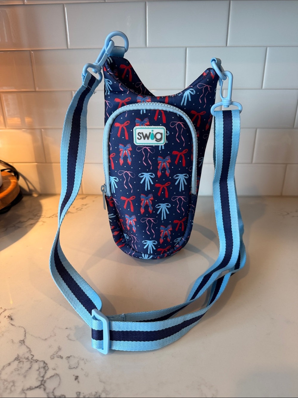 SWIG life water bottle sling